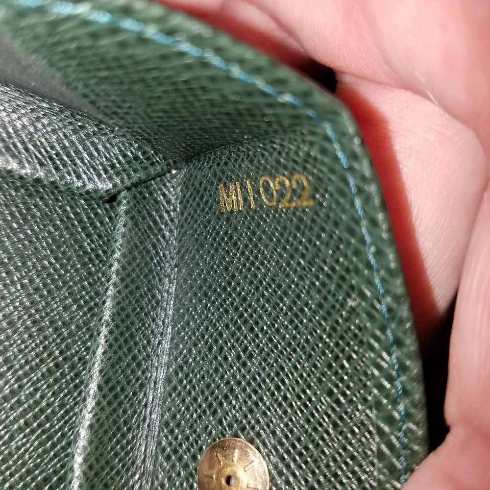 Louis Vuitton Key holder and change pouch - Picture 6 of 7